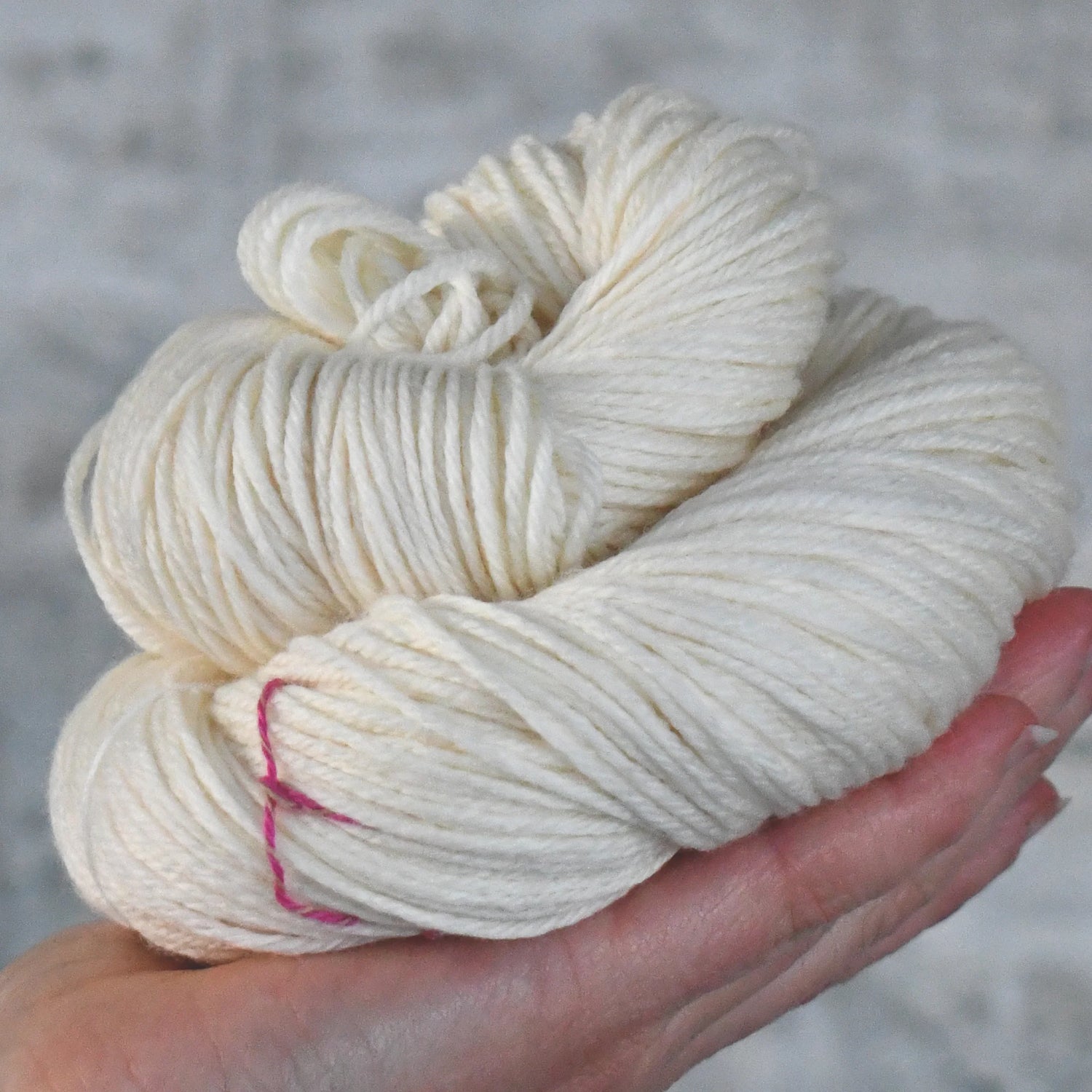 hand dyed yarn uk, yarn dyed in small batches, available in sock, 4ply, aran, dk, doubleknit.