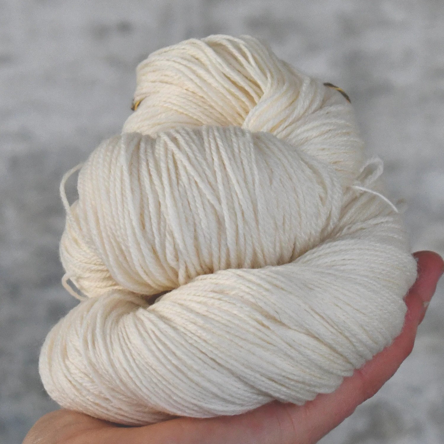 hand dyed yarn uk, yarn dyed in small batches, available in sock, 4ply, aran, dk, doubleknit.